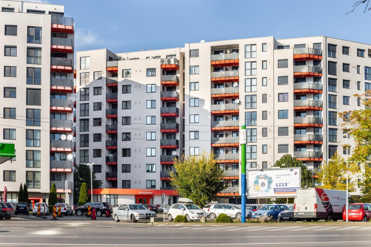 Ari - Ared Luxurious Apartments With Balcony & Free Parking Arad Exterior foto