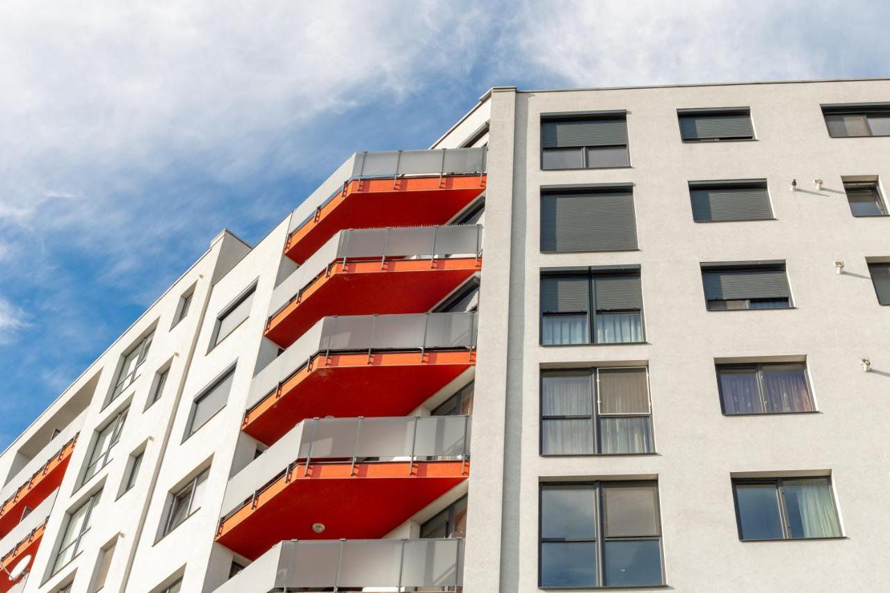 Ari - Ared Luxurious Apartments With Balcony & Free Parking Arad Exterior foto