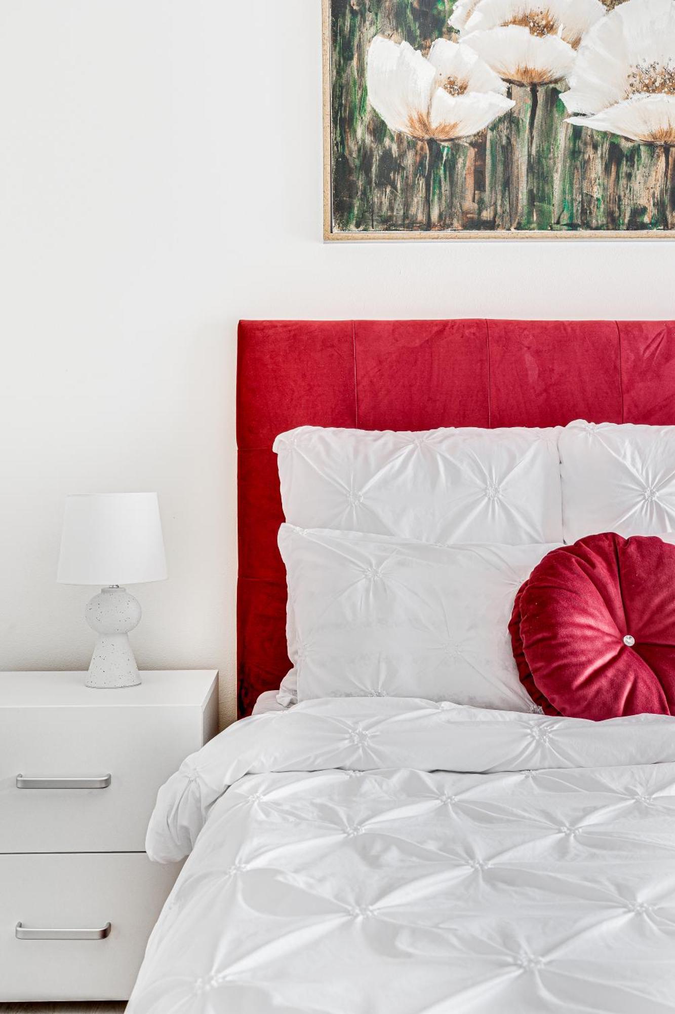 Ari - Ared Luxurious Apartments With Balcony & Free Parking Arad Exterior foto