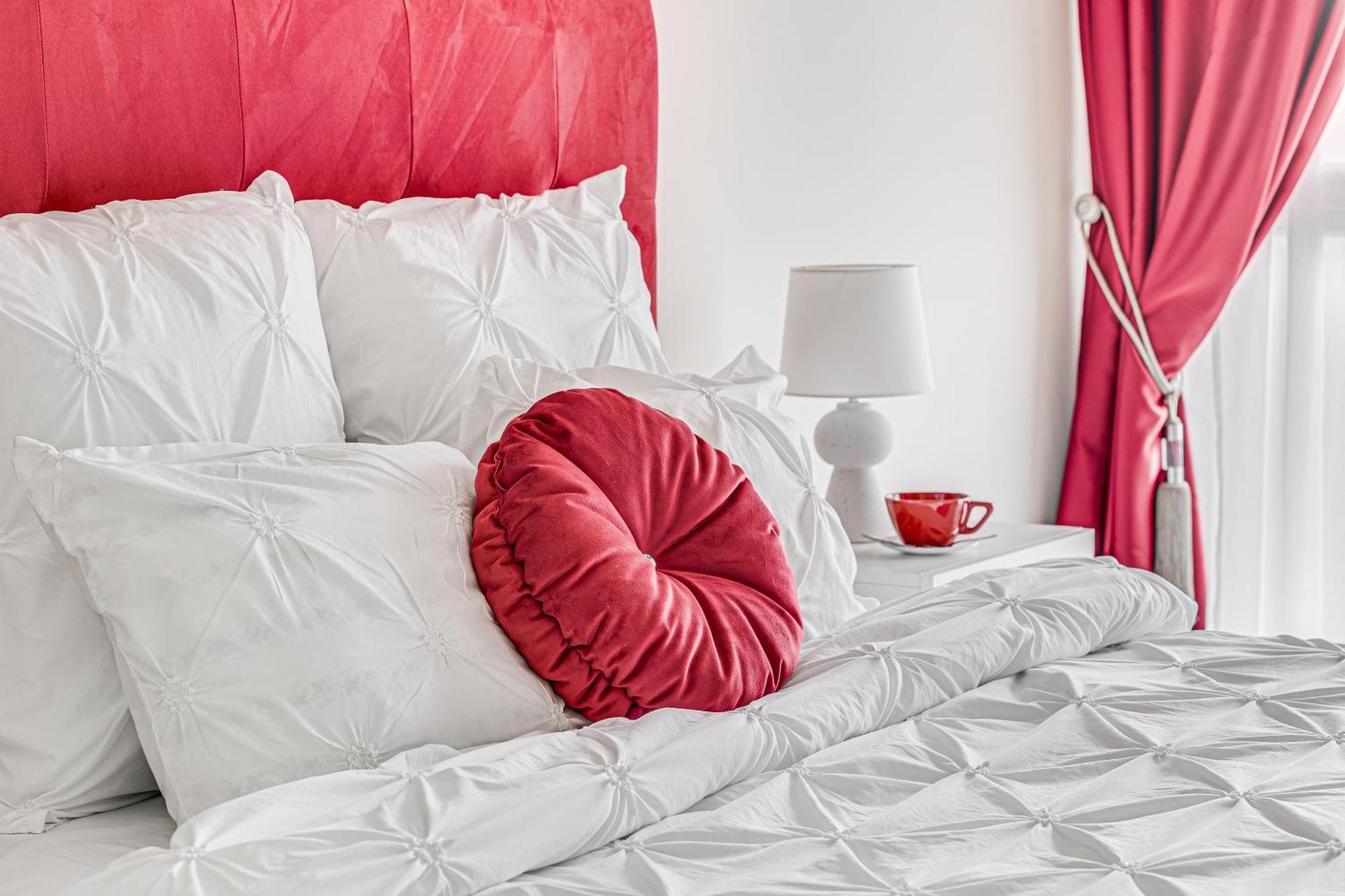 Ari - Ared Luxurious Apartments With Balcony & Free Parking Arad Exterior foto