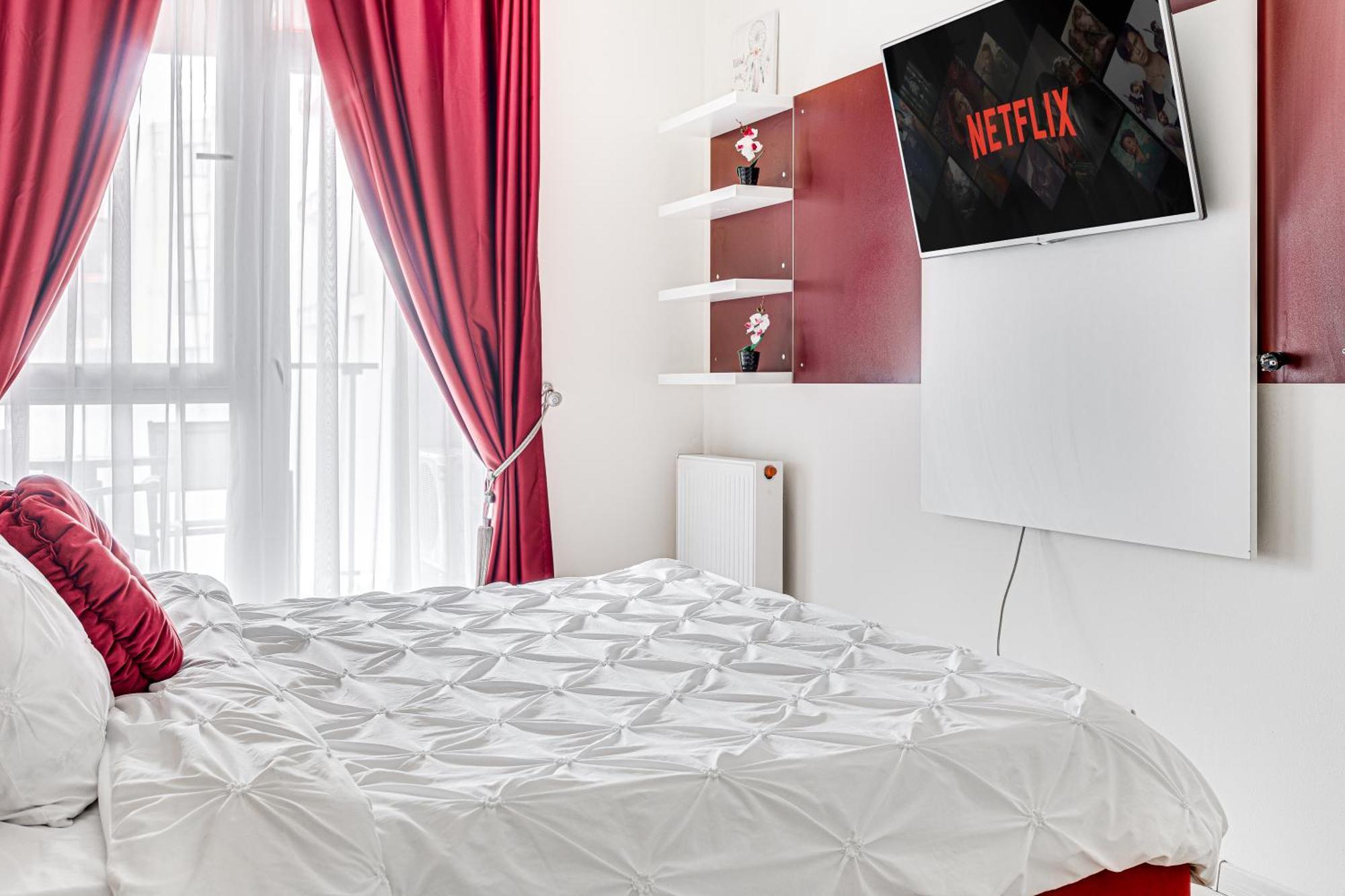 Ari - Ared Luxurious Apartments With Balcony & Free Parking Arad Exterior foto